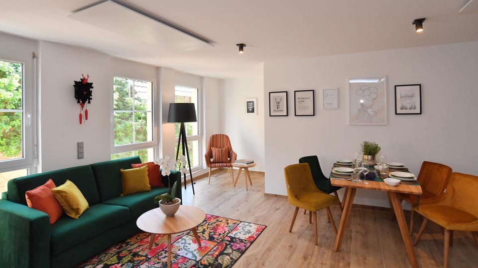 Living room, Dining area