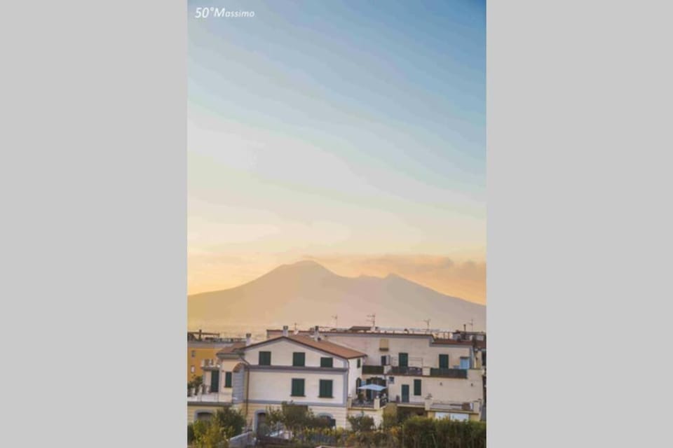 Annabella's Country House historic apartment Apartment in Campania