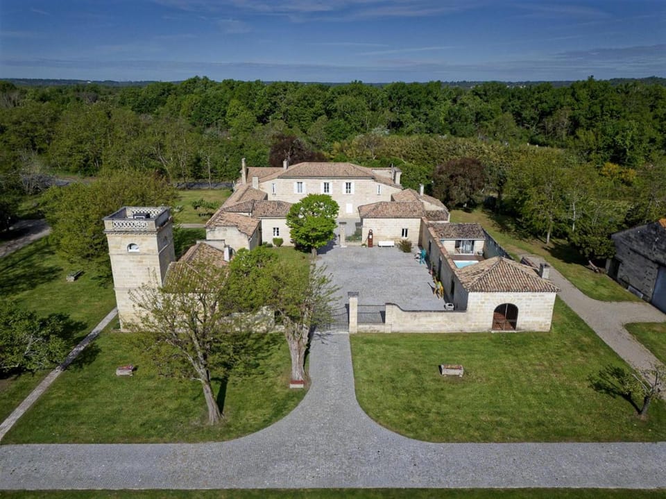Domaine de Choisy House in Occitanie