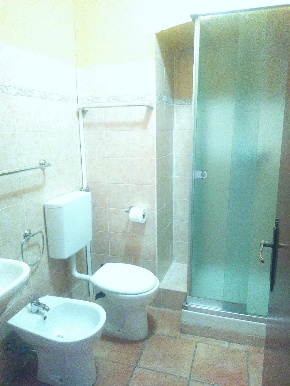 Bathroom, bidet