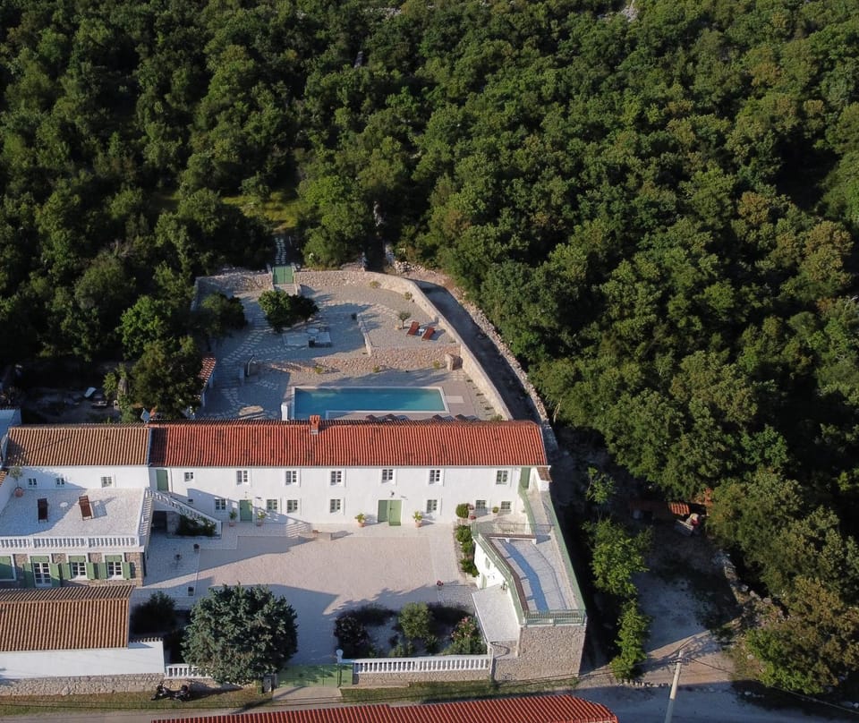 Stancija Smokovo 1873 Villa in Primorje-Gorski Kotar County