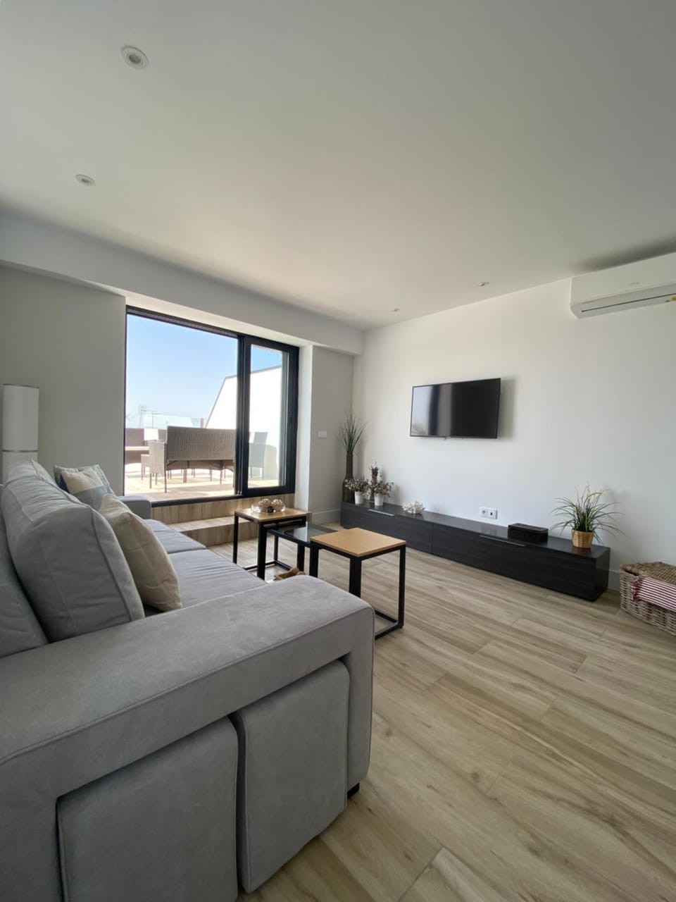 Balcony/Terrace, Living room