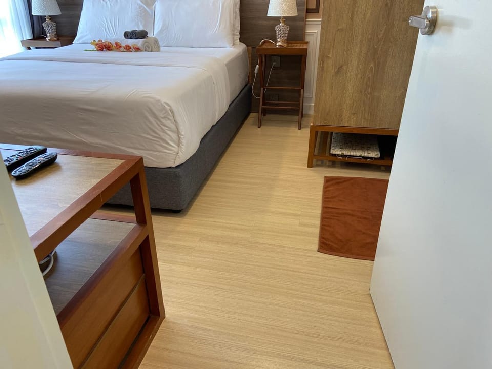 De Lavelle Suites @ Timur Bay SeaFront Residence Apartment in Terengganu, Malaysia