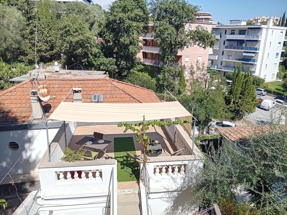 Neighbourhood, Bird's eye view, Balcony/Terrace, Garden view, Street view