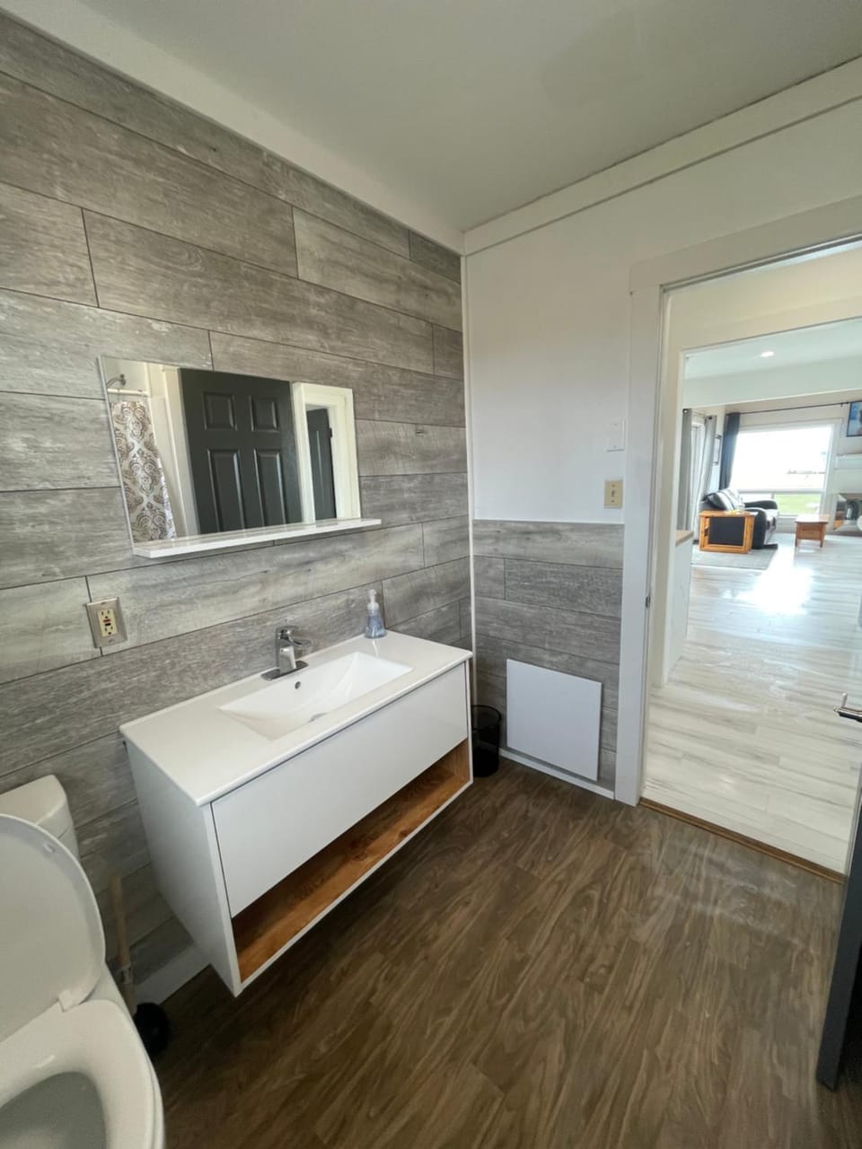 Amherst Cove Cottage # 5 Apartment in Prince Edward County