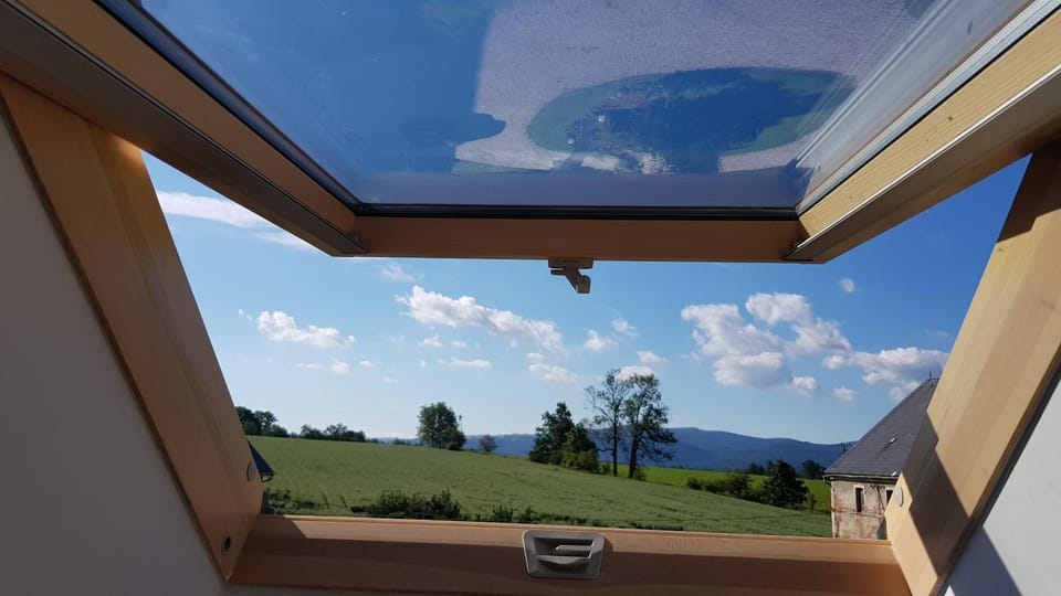 Apartament Komarno III Apartment in Lower Silesian Voivodeship