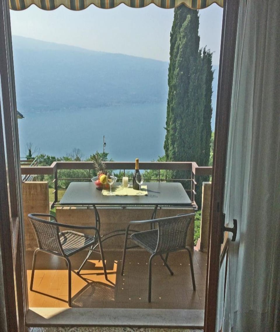 View (from property/room), Balcony/Terrace