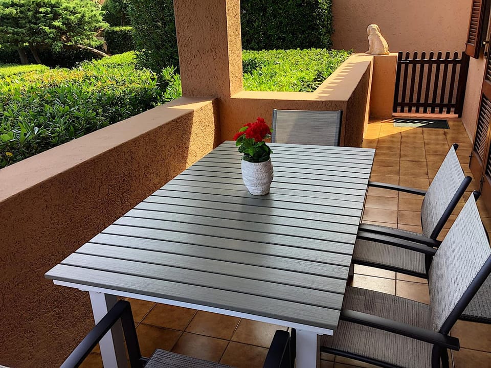Patio, Balcony/Terrace
