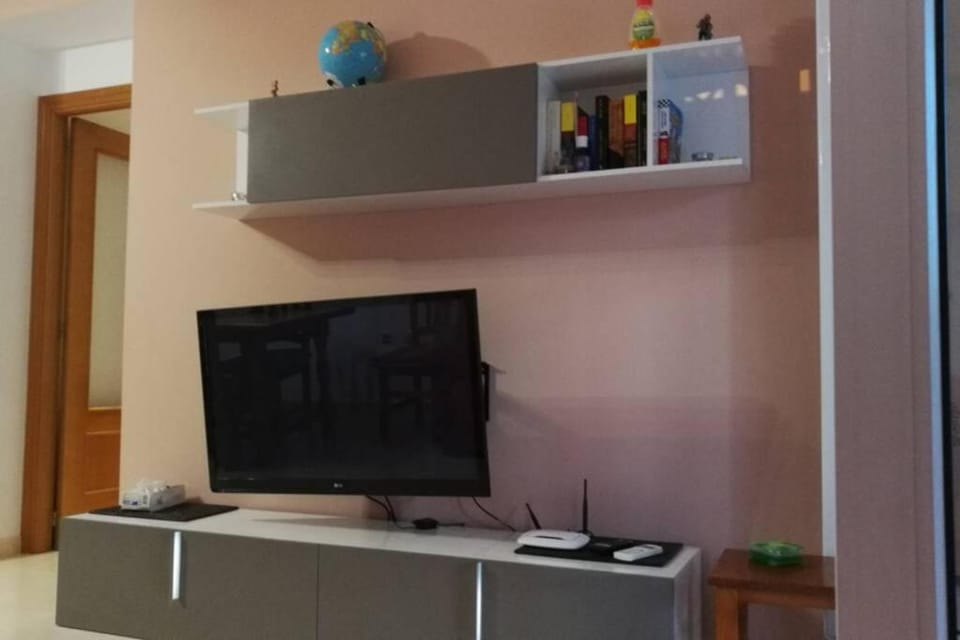 APARTAMENTOFAMILIAR, PLAYA, WIFI, PISCINA Apartment in Valencian Community