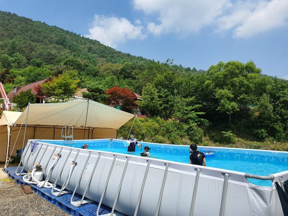 Swimming pool