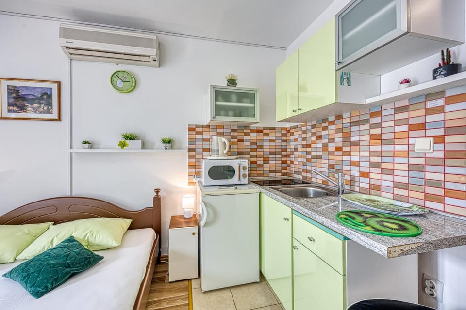 Studio Apartmani Ivanda Apartment in Makarska