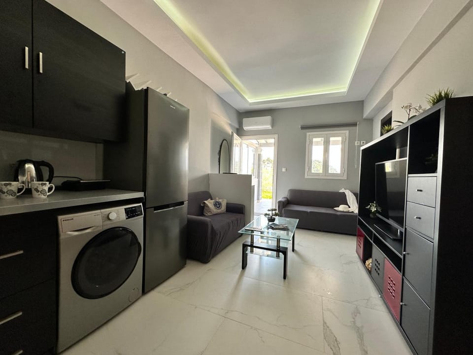 Nisos Family House House in Corfu, Greece