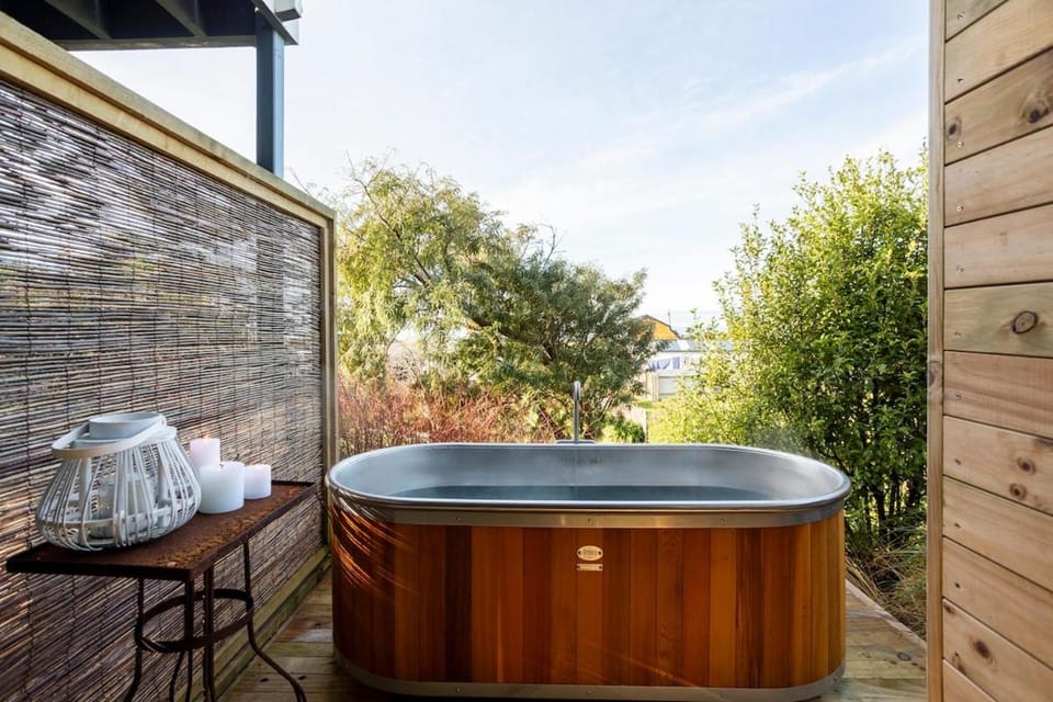 Hot Tub, Open Air Bath