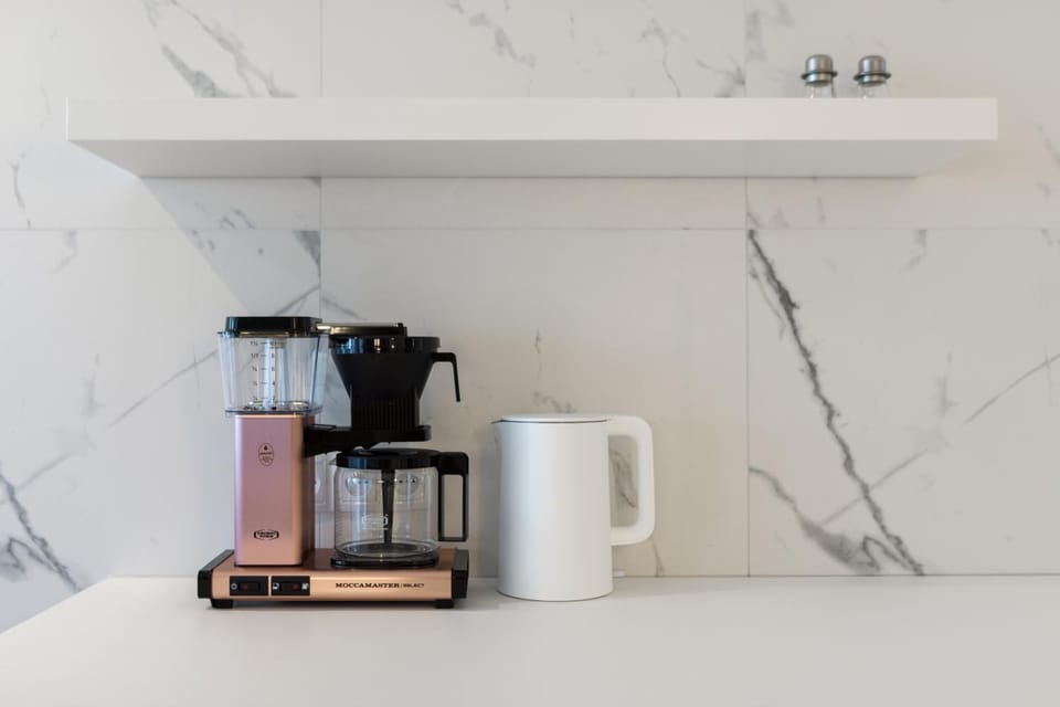 Coffee/tea facilities, Kitchen or kitchenette
