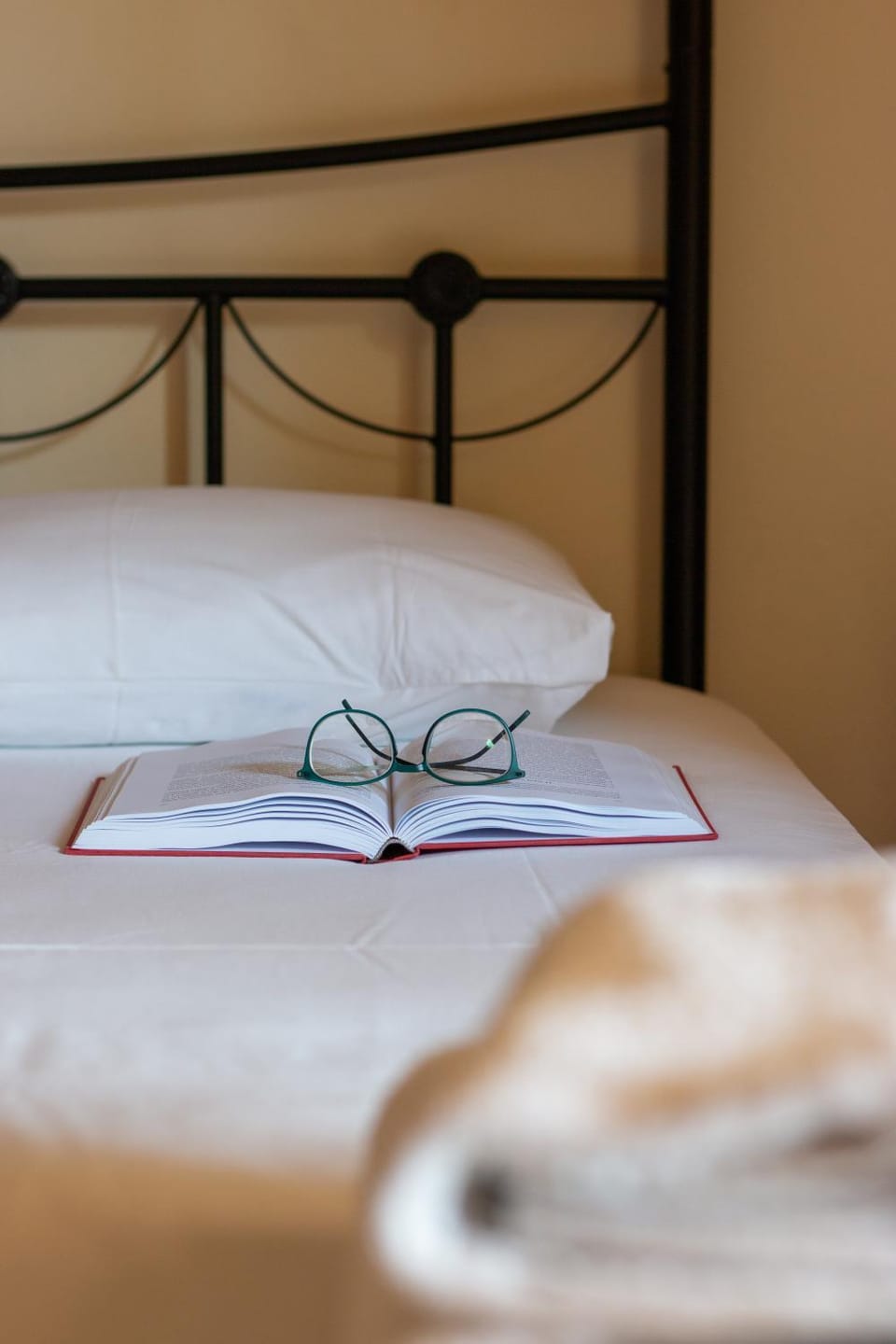 Bed, Bedroom, Entertainment, bunk bed