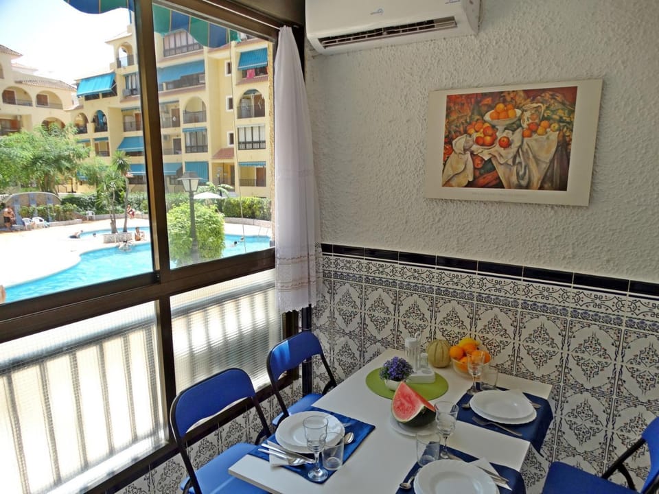 Balcony/Terrace, Pool view