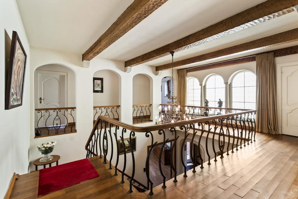 Inner courtyard view