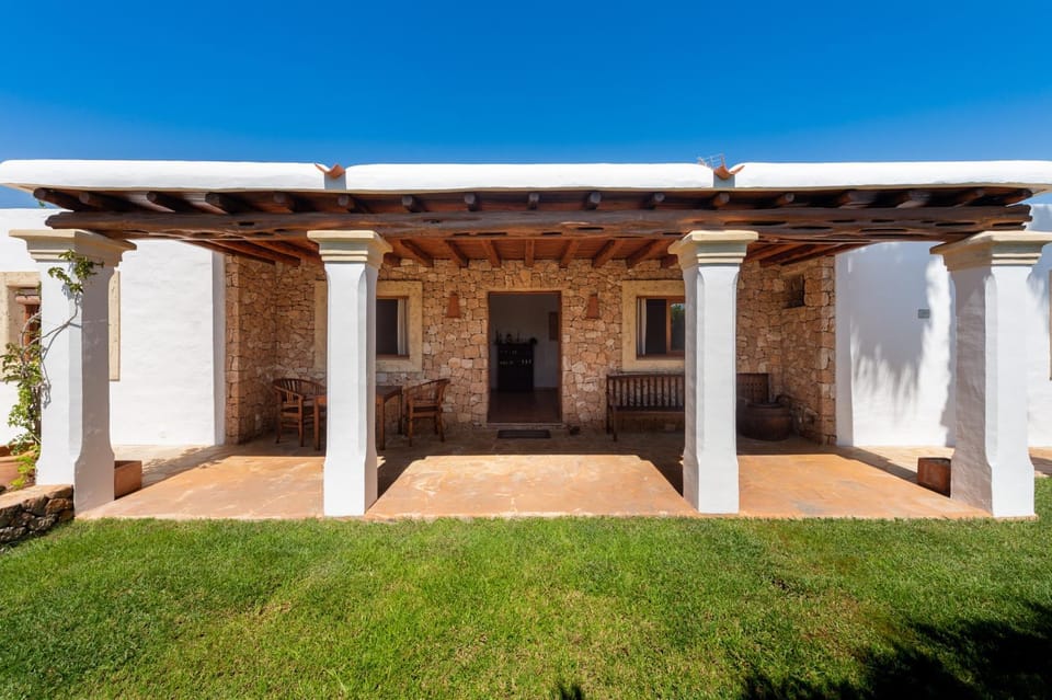 Casa Es Pins Villa in Ibiza