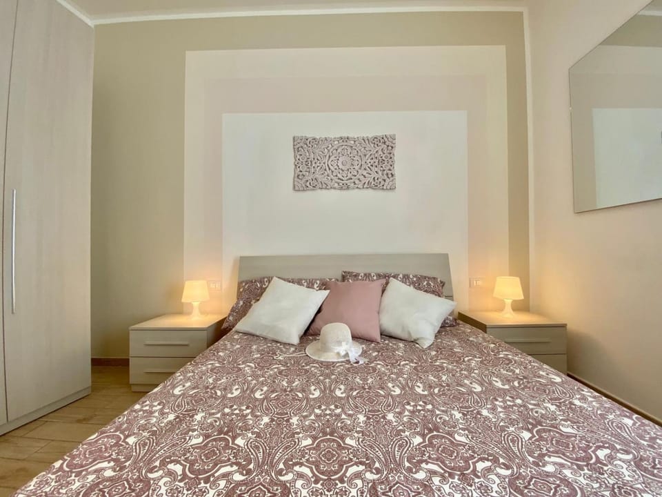 Decorative detail, Bedroom