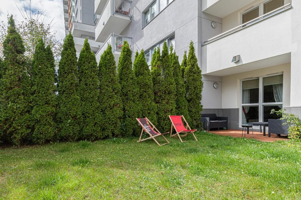 Garden, Balcony/Terrace