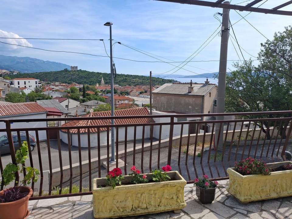 Property building, Balcony/Terrace