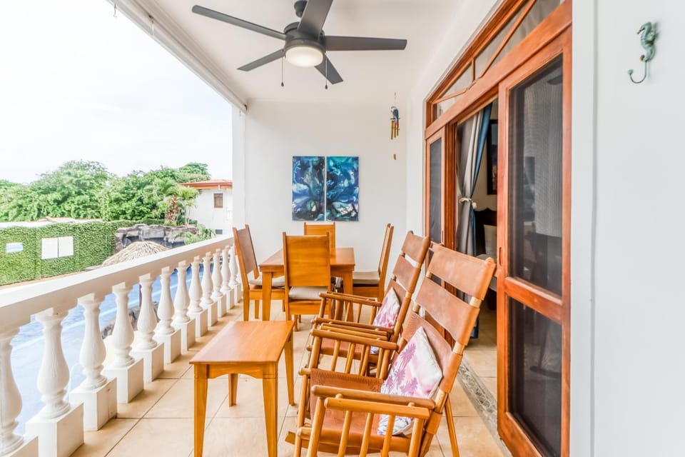 La Paloma Blanca D2 Apartment in Jaco