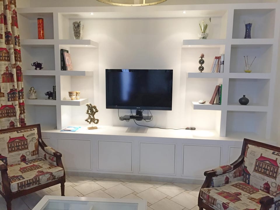 Lounge or bar