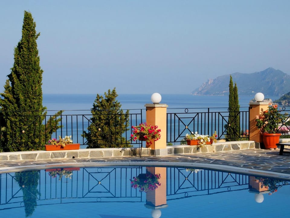 Sea view, Swimming pool