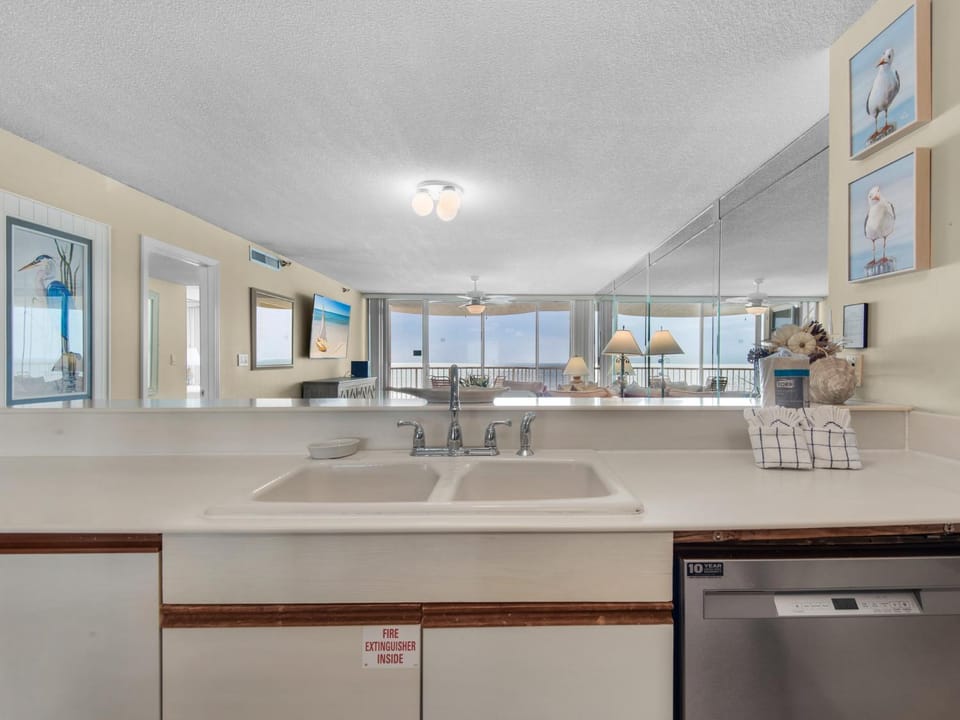 Hidden Dunes Condominium 1005 by Newman-Dailey Apartment in Miramar Beach