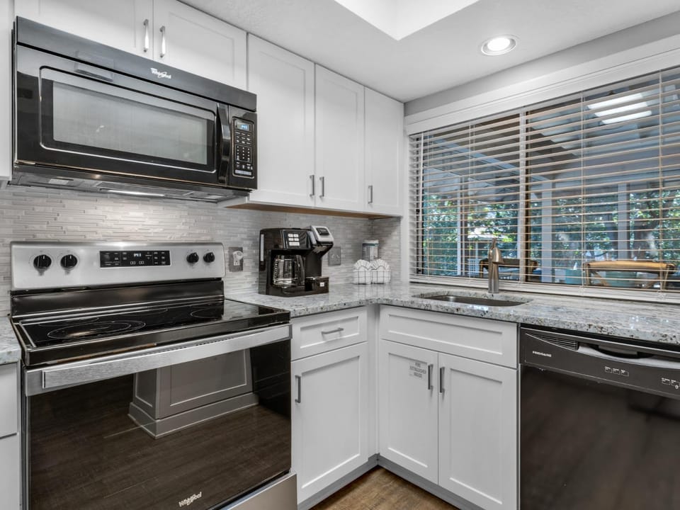 Hidden Dunes Cottage 205 by Newman-Dailey Apartment in Miramar Beach