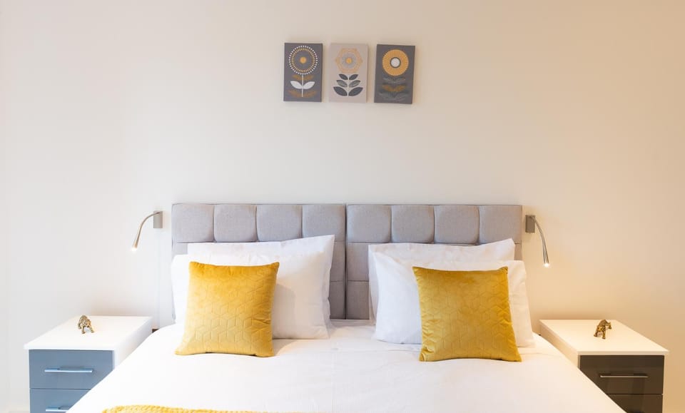 Bed, Bedroom