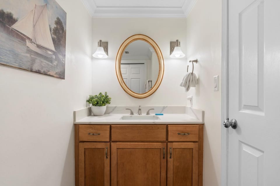 Jade East Towers 0950 by Newman-Dailey Apartment in Destin