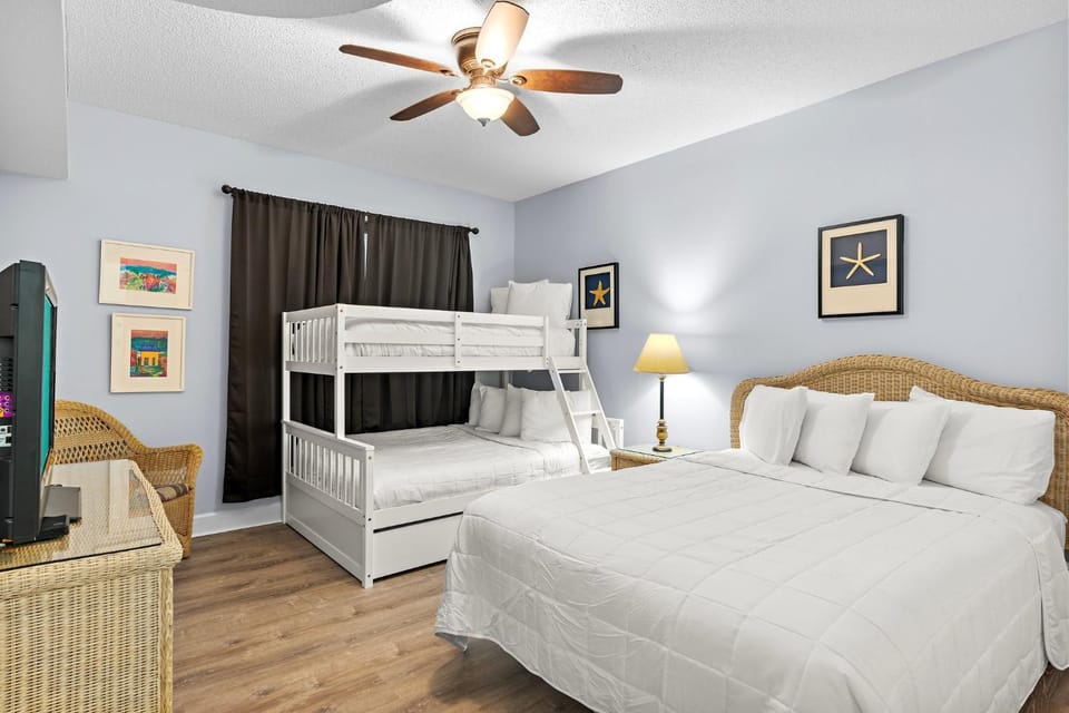Jade East Towers 0330 by Newman-Dailey Apartment in Destin