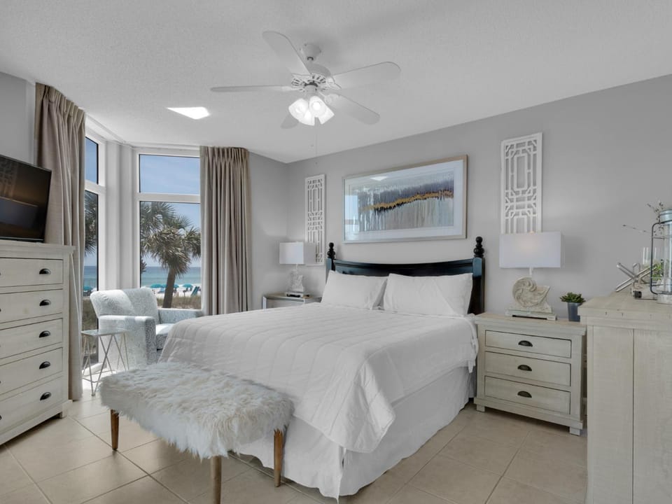 Jade East Towers 0120 by Newman-Dailey Apartment in Destin