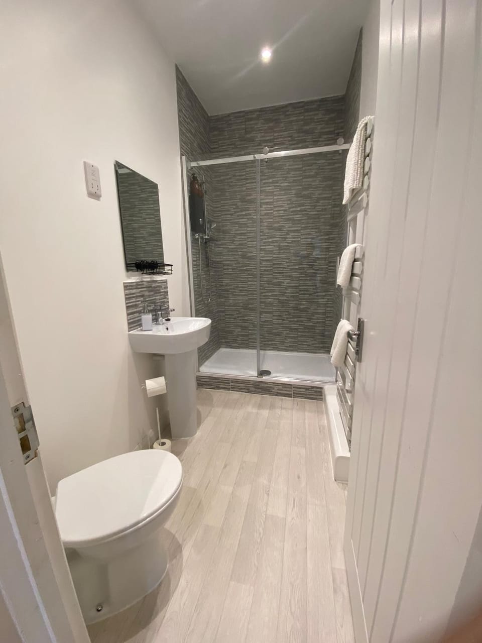 Shower, Toilet, Bathroom