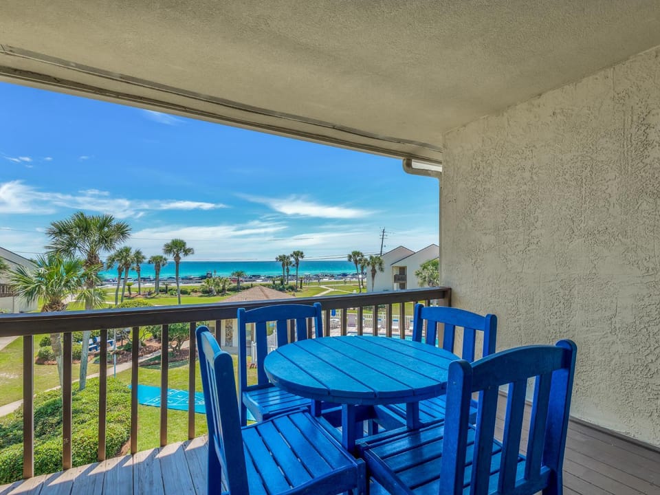Blue Surf Townhomes 11B by Newman-Dailey Apartment in Miramar Beach