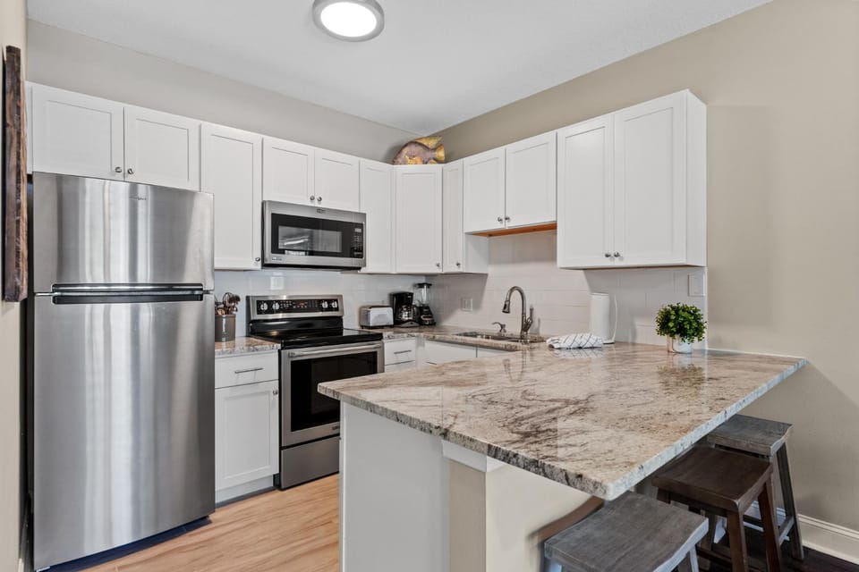 Caribbean Dunes 111 by Newman-Dailey Apartment in Destin
