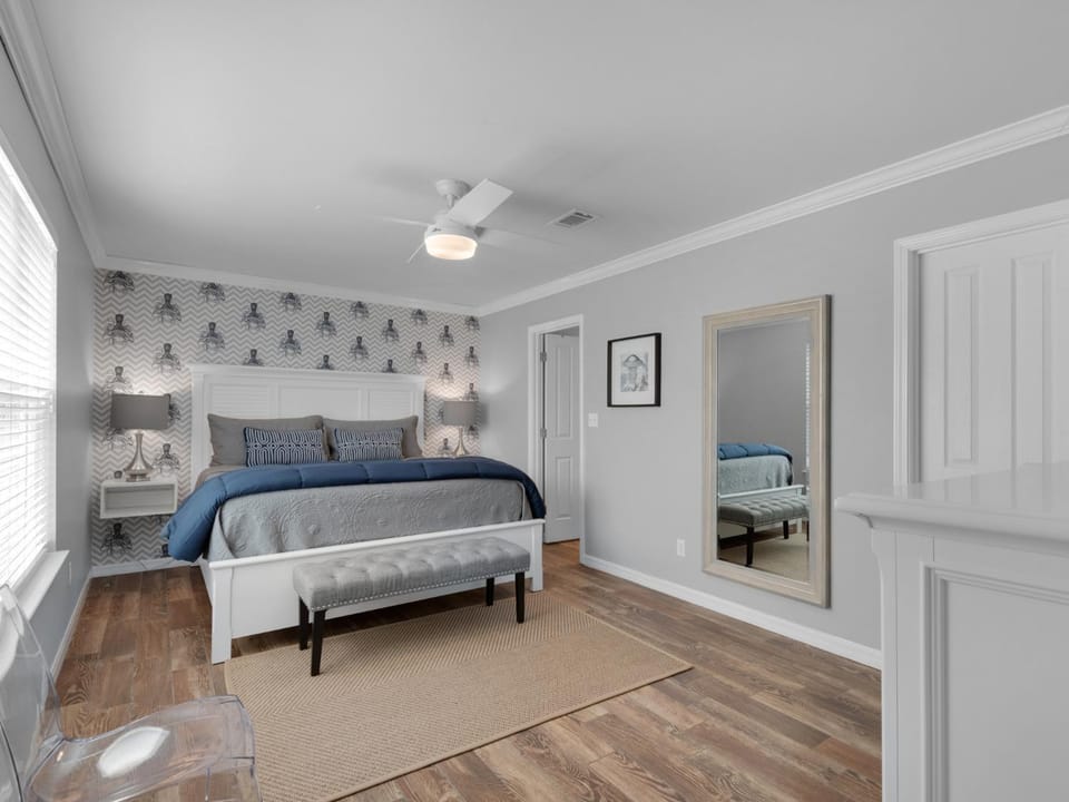 Crew Rest by Newman-Dailey House in Destin