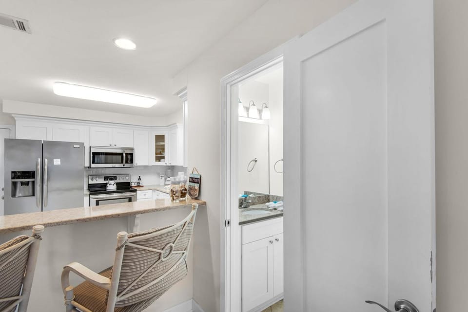 Bathroom, Kitchen or kitchenette, Seating area, furniture, microwave