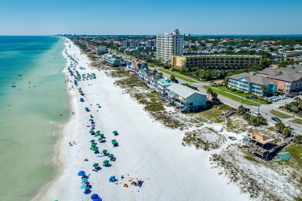 Beach Resort 306 by Newman-Dailey Apartment in Miramar Beach