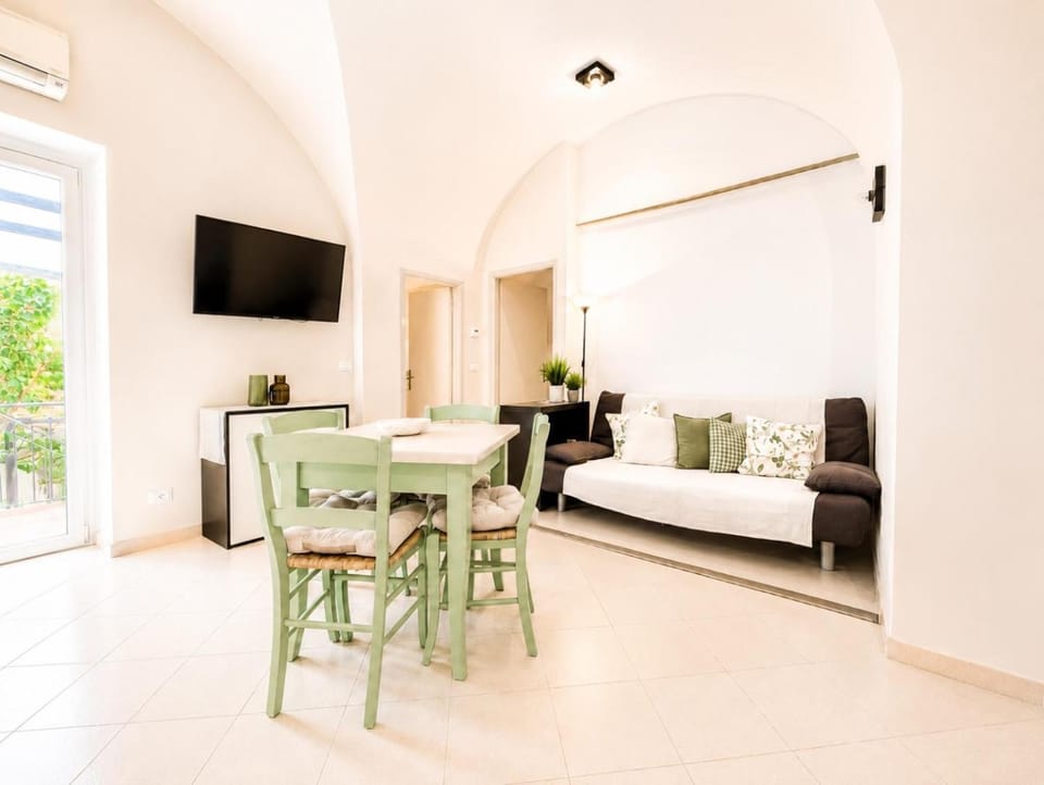 Antica Casa Virginia Apartment in Liguria