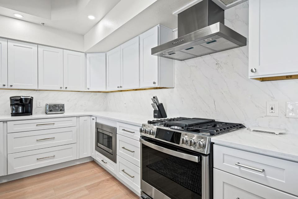 Kitchen or kitchenette, microwave, oven, stove, toaster, kitchen