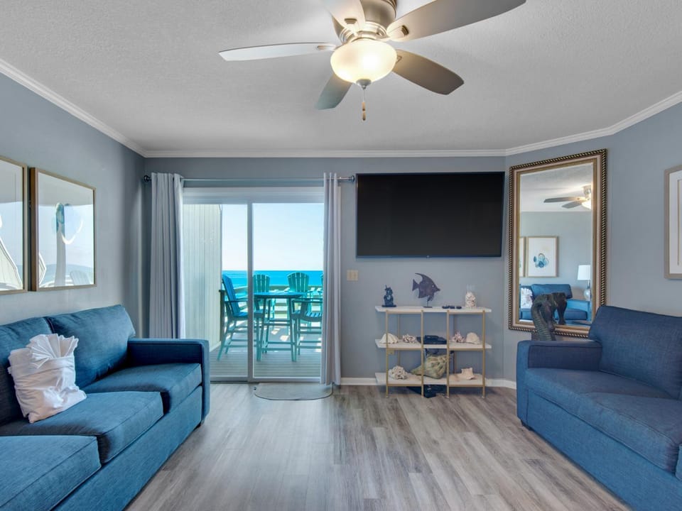 Seamist Townhomes 6 by Newman-Dailey House in Miramar Beach