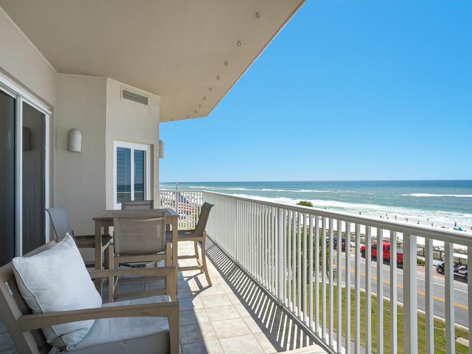 The Empress 404 by Newman-Dailey Apartment in Miramar Beach