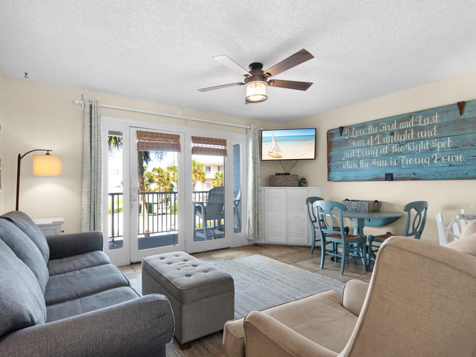 Summer Breeze Condominium 202 by Newman-Dailey Apartment in Miramar Beach