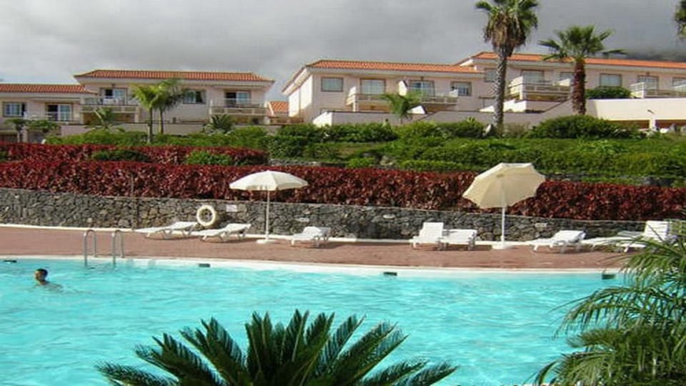 Relaxing apartment with pool in Chayofa Apartment in Abona
