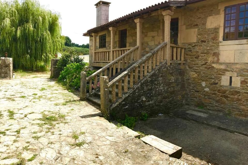 Casa da Calzada House in Galicia