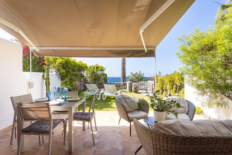 Garden, Balcony/Terrace