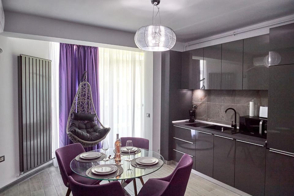 Purple Pearl Apartments Spa n Pool Beach resort Apartment in Constanța County