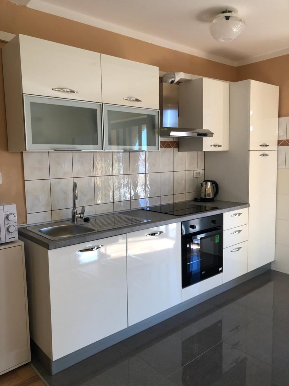 Sunny Day Apartment in Lika-Senj County